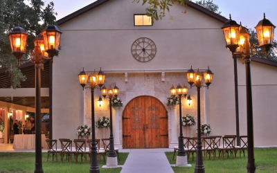 Bakers Ranch Wedding Venue Shines with Jeremy’s Warm Welcome and a Night of Dueling Pianos Fun