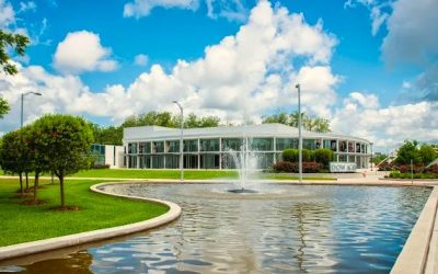 Dueling Pianos & Brightly Lit Trees: A Night to Remember at Dow Academic Center