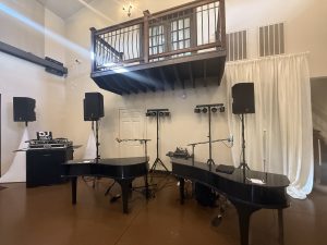 Felix And Fingers Dueling Pianos performing at Bakers Ranch Wedding Venue on 2025-09-14