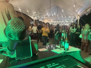 Kansas City corporate event featuring dueling pianos at Country Club Bank