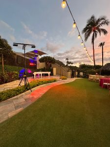 Corporate dueling pianos event in Kihei with Felix And Fingers
