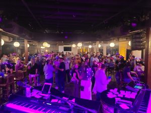 Felix And Fingers performing live at Gilley's Dallas corporate event