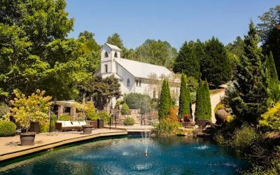 Chota Falls Estate Enchantment: Emily’s Stellar Performance at a Clayton Wedding