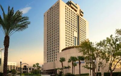 At the Hilton New Orleans Riverside, Letting Our Keys Fly: A Dueling Pianos Extravaganza!
