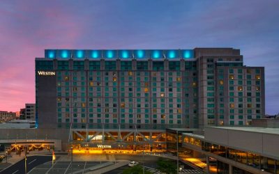 The Westin Boston Seaport District’s Elegant Dueling Pianos: Time Warp Fun Under the Tent!