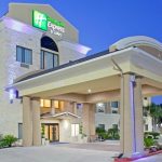 Beaumont Holiday Inn Shines with Christmas Charm and Unchained Melody Magic Beaumont Holiday Inn