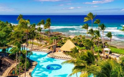 Hilton Waikoloa Village’s Dueling Pianos Extravaganza Featuring a Beautiful Set Up Outside the Hotel