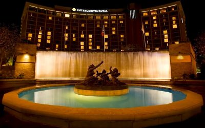 When Hospitality Meets Entertainment: “Ella was so kind!” Shines at InterContinental Kansas City at the Plaza