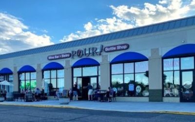 Pour Wine Bar and Bistro’s Cozy Vibes: A Filet Mignon Moment at Felix And Fingers Dueling Pianos