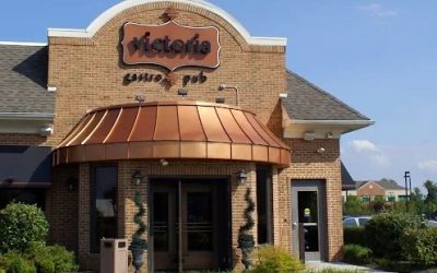 Arms Around Each Other”: A Corporate Night of Dueling Pianos Magic at Victoria Gastro Pub