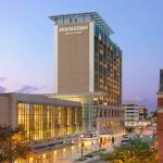 DoubleTree by Hilton Hotel Cedar Rapids Shines: A Beautiful Venue for Felix And Fingers Dueling Pianos Spectacle DoubleTree by Hilton Hotel Cedar Rapids