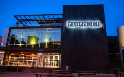 Pilot Project Brewing – Milwaukee: A “Really Nice” Venue for a Dueling Piano Bash with Tattooed Song Requests