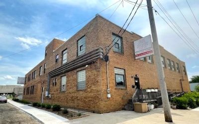 The Loft DSM Dazzles Corporate Crowd: When Troy’s Public Speaking Shines with Felix And Fingers