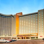 Drury Plaza Hotel Orlando - Disney Springs Area Brings New Dance to "Sweet Caroline" at Felix And Fingers Drury Plaza Hotel Orlando - Disney Springs Area