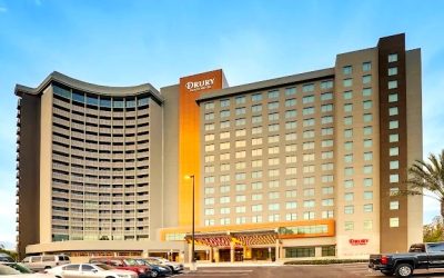 Drury Plaza Hotel Orlando – Disney Springs Area Brings New Dance to “Sweet Caroline” at Felix And Fingers