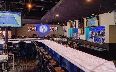 Fozzy’s Skybox Electrifies the Night: Sherman Rocks “Real Slim Shady” at a Heartwarming Mercy Health Fundraiser