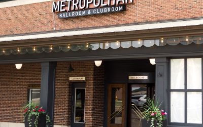 Dueling Pianos Delights at Metropolitan Ballroom & Clubroom: A Night with a Great Big Penguin as Big as a Man