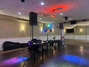Alyssa Jones performing with Felix And Fingers Dueling Pianos at Banquets of Minnesota in Fridley, Minnesota