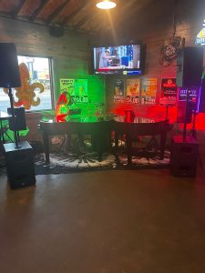 Chris Roberts performing with Felix And Fingers Dueling Pianos at The Cajun's Wharf Grill & Bar in Lake Charles, Louisiana