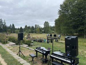 Tod Kimbro performing with Felix And Fingers Dueling Pianos at Yoked Farmhouse & Brewery in Port Orchard, Washington