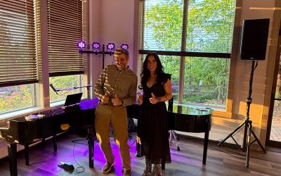 Sunset Pianos and Big Country Sing-Alongs at Landmark Resort, Door County