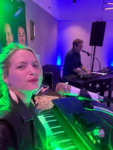 Lele Rose performing with Felix And Fingers Dueling Pianos at westdrift Manhattan Beach, Autograph Collection in Manhattan Beach, California