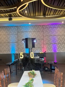 Leana Courtney performing with Felix And Fingers Dueling Pianos at Shade Hotel Redondo Beach in Redondo Beach, California
