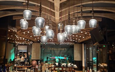 Roaring ’20s Revelry, a Puppy on the Dance Floor, and Dueling Pianos at Hotel Van Zandt
